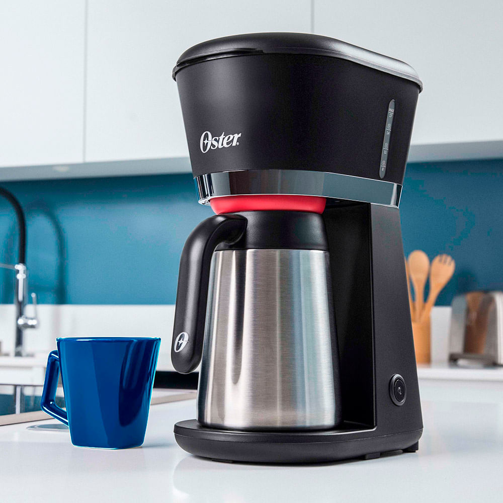 Cafeteira Oster Black com Jarra Térmica Inox 0,7L