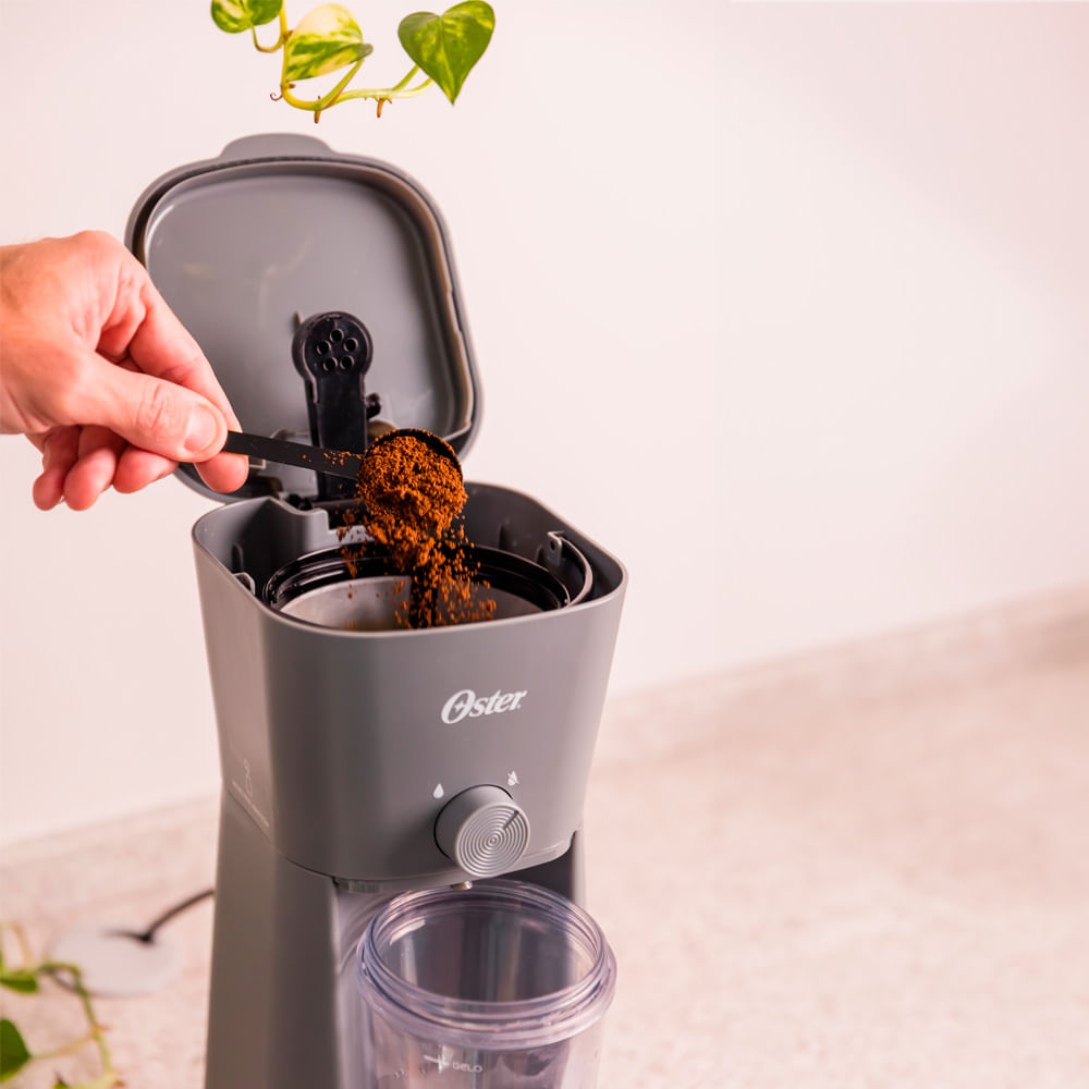 Cafeteira 2 em 1 Iced Coffee Oster 600ml