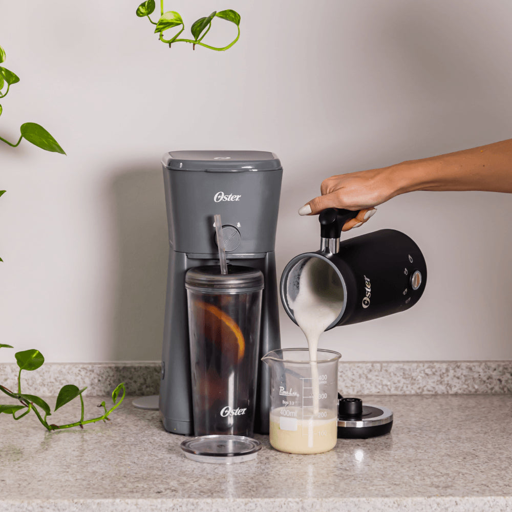 Kit Café Gelado - Cafeteira Iced Coffee e Espumador de Leite Elétrico