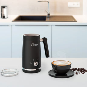 Kit Black Inox Oster - Cafeteira - Espumador de Leite - Mini Grill
